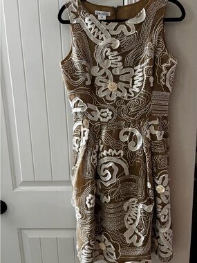 Oscar de la Renta Tan Dress with White Embroidery